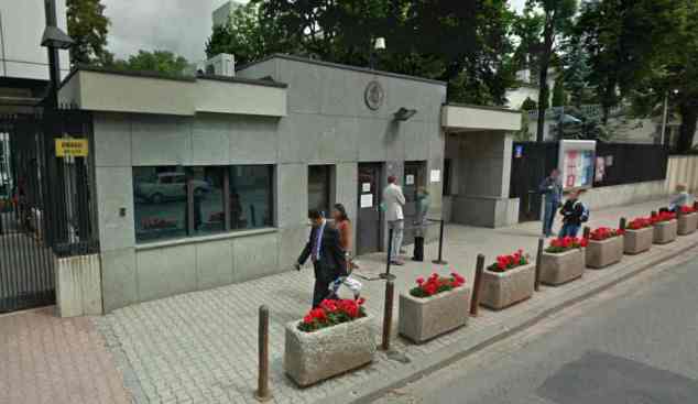 Wejście do ambasady Wejście do ambasady